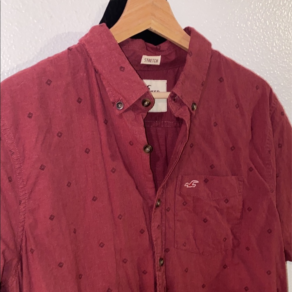 Red Holister button up - short sleeve